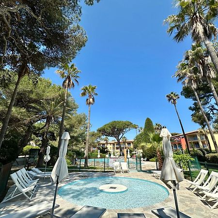 Badine Beach 5P Plage Piscine Balneo Clim Jardin Exotique Йер Экстерьер фото