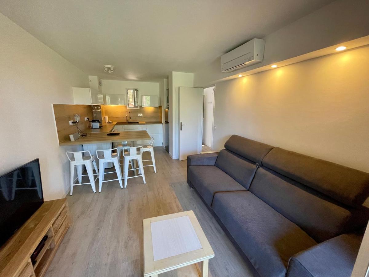 Badine Beach 5P Plage Piscine Balneo Clim Jardin Exotique Йер Экстерьер фото